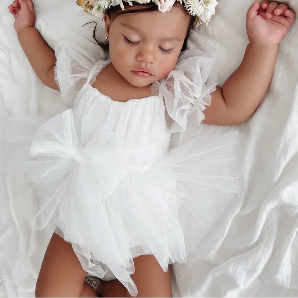 White flower fairy baby girl tulle romper